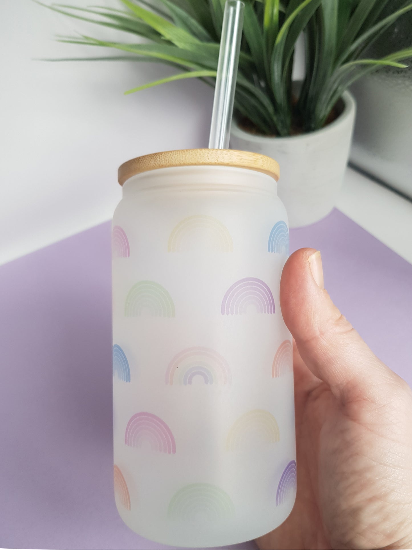 Verre à café glacé d'environ 340 ml, tasse en verre, verre avec couvercle et paille, cadeau de demoiselle d'honneur, verre à boire fraises
