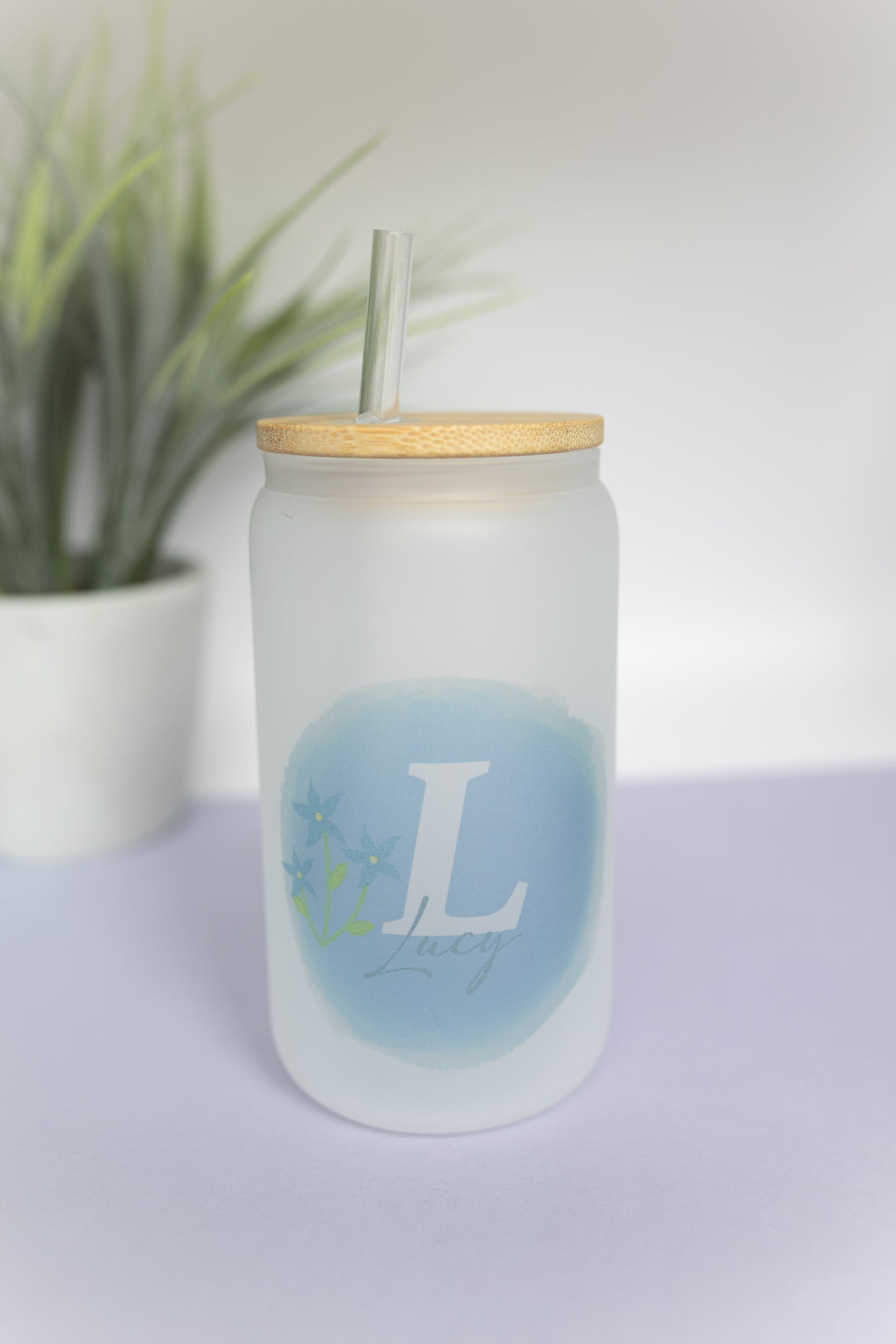 Personalized iced coffee glass approx. 400 ml glass cup, custom glass with lid and straw, bridesmaid gift drinking glass