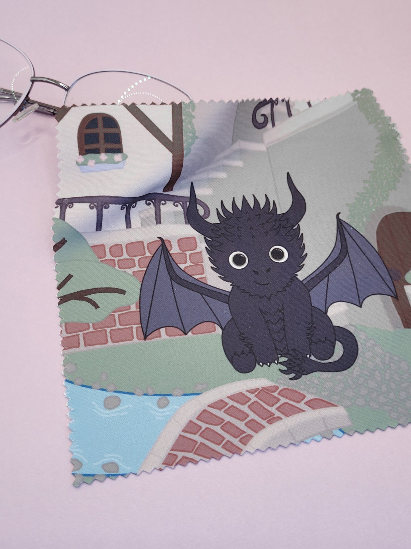 Brillenputztuch Taro der Drache